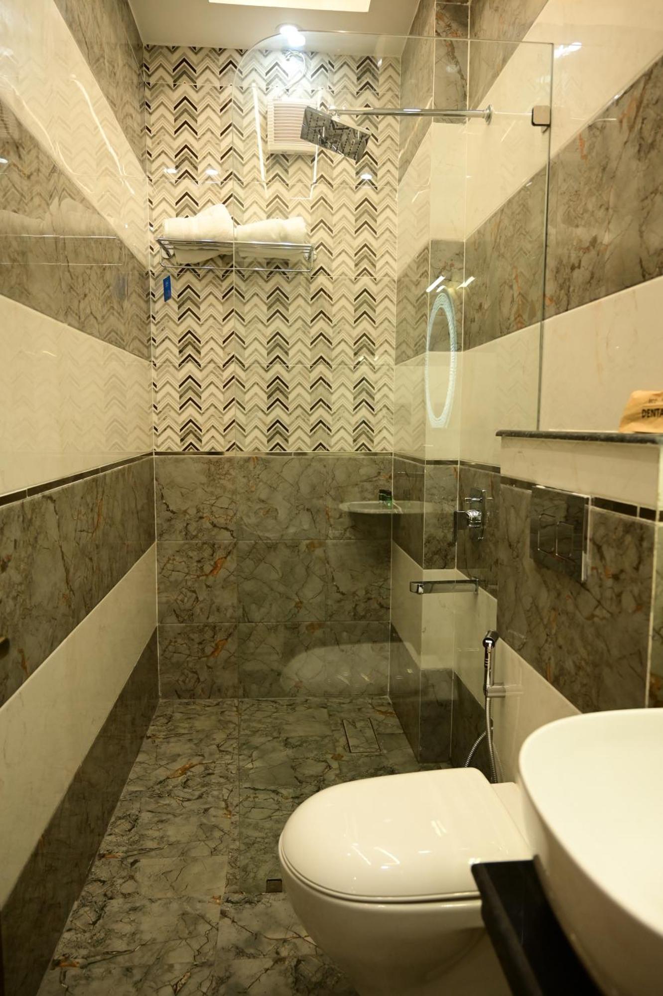 Hotel Vedic Inn Faizabad ภายนอก รูปภาพ