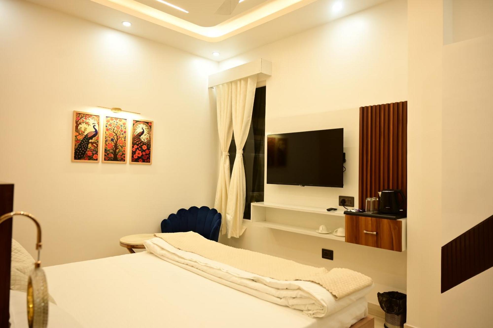 Hotel Vedic Inn Faizabad ภายนอก รูปภาพ